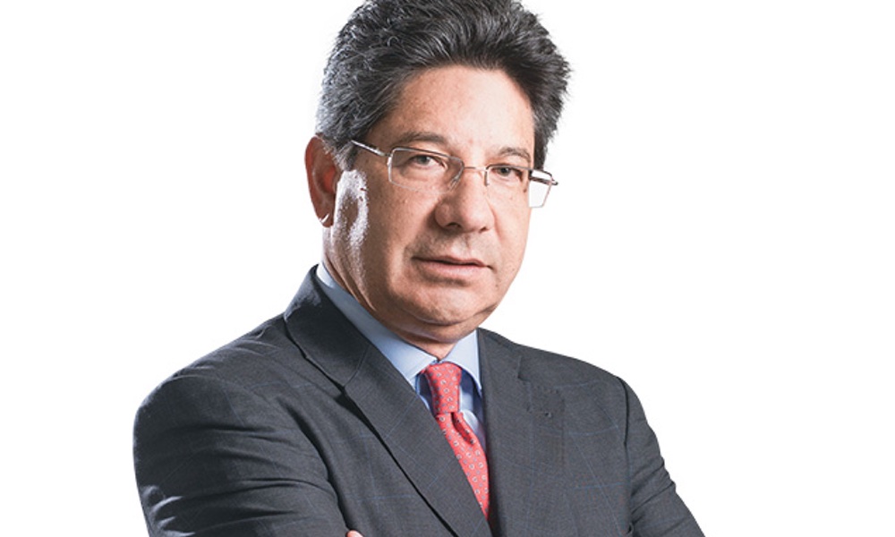 Magistrado Linares: hay que salvaguardar los derechos de Uribe
